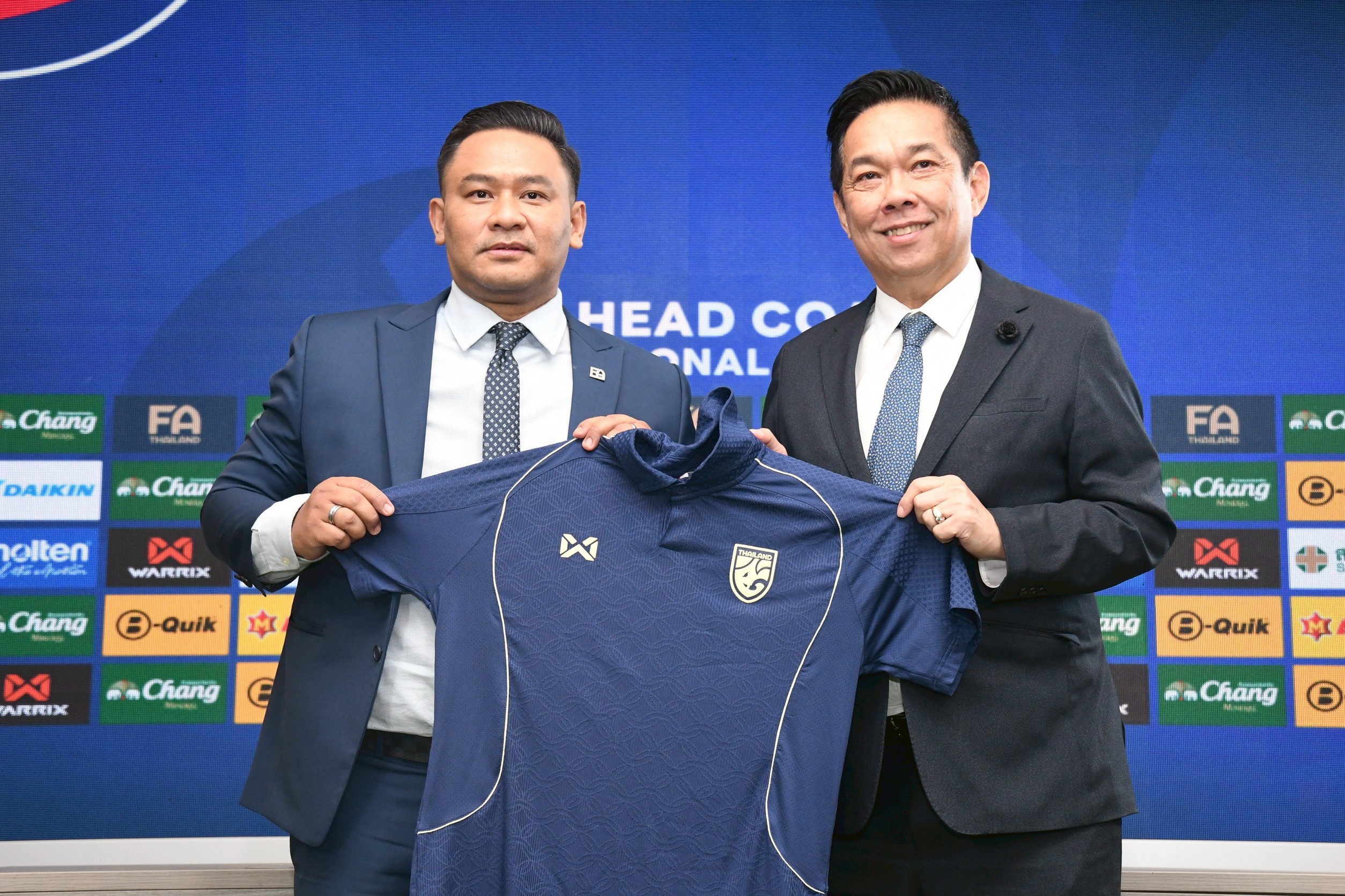 Rakphol Sainetngam, Adisak Benjasiriwan