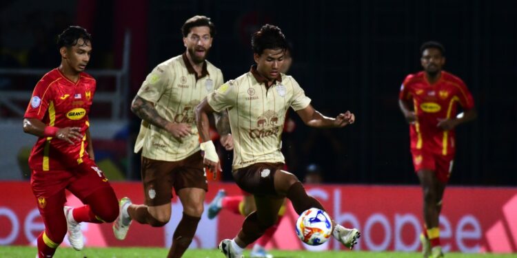 Shopee Cup: Buriram Edge Selangor in Tight First Leg Final
