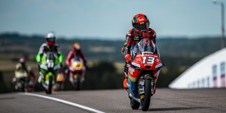 Hakim Danish still does not feel good. “When I’m throttling, the bike is almost high-siding”