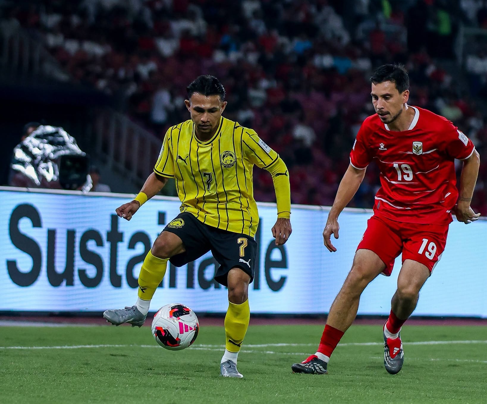 FIFA ASEAN Cup: Malaysia Held to Goalless Draw with 10-Man Indonesia