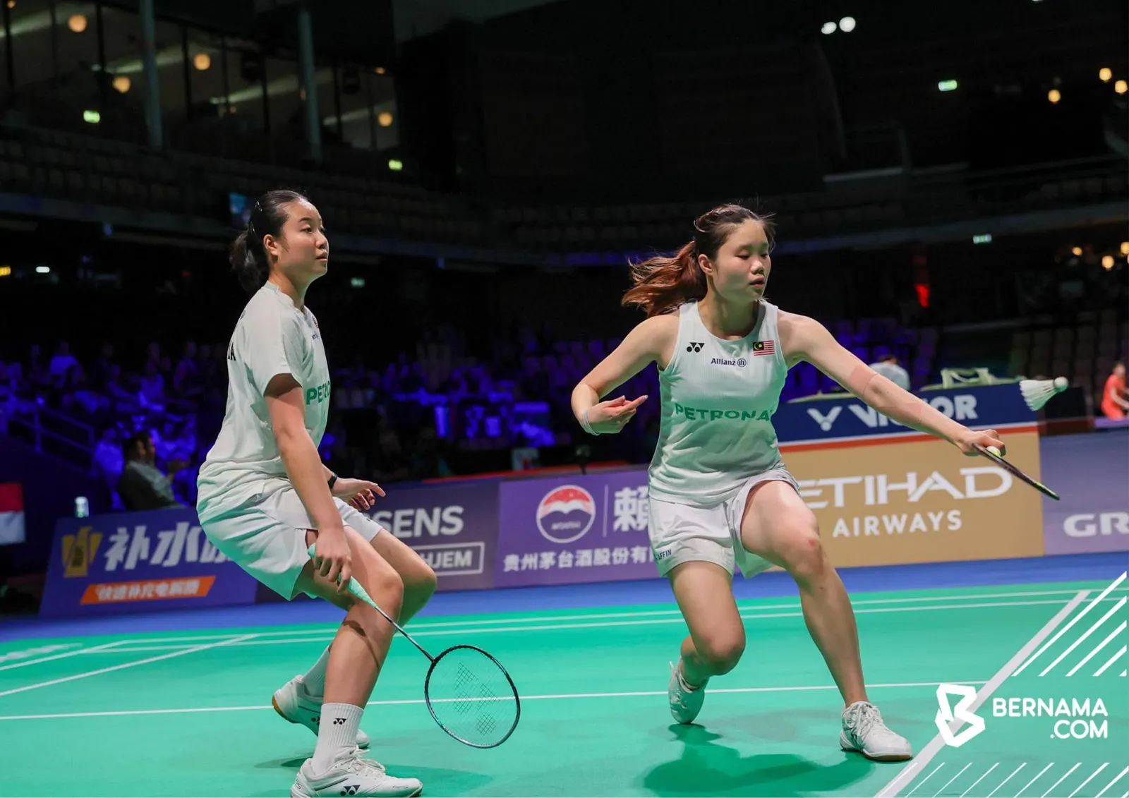 Chong Jie Yu, Low Zi Yu